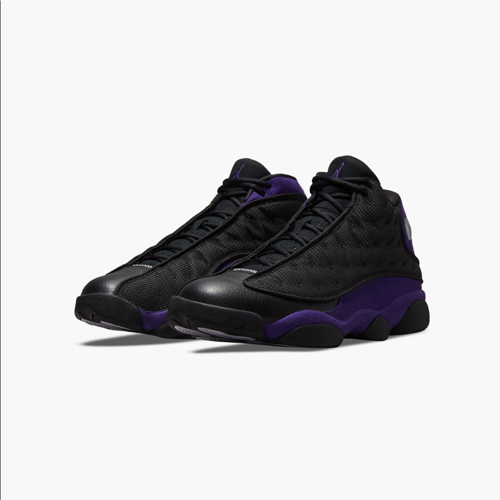 Air Jordan 13 (purple)